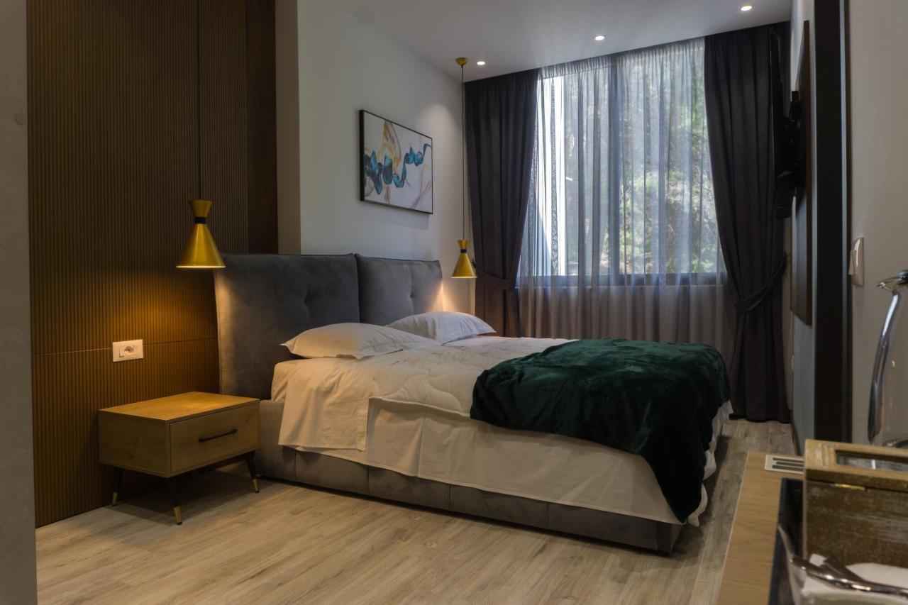 Hotel Morfeus Dıraç Dış mekan fotoğraf